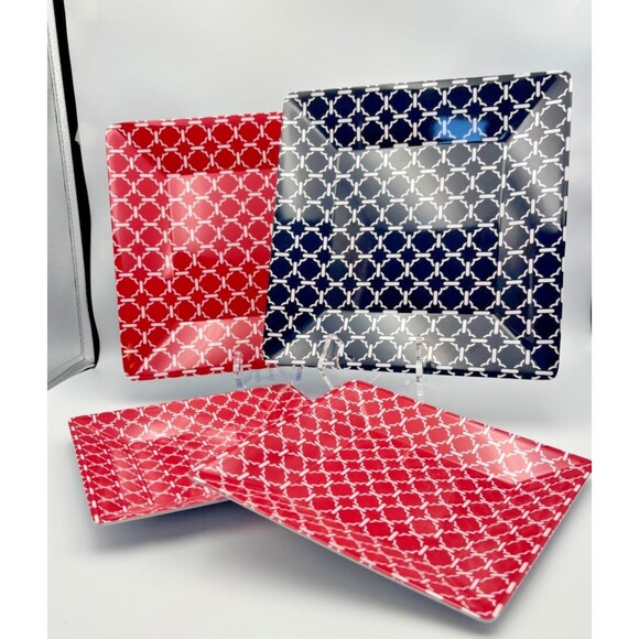 4 Sur La Table Square Red/White & Blue Quatrefoil Melamine Plates-2 NEW 2 Preown - Picture 1 of 7